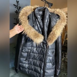 RUDSAK Coat with light brown fur mid waist length